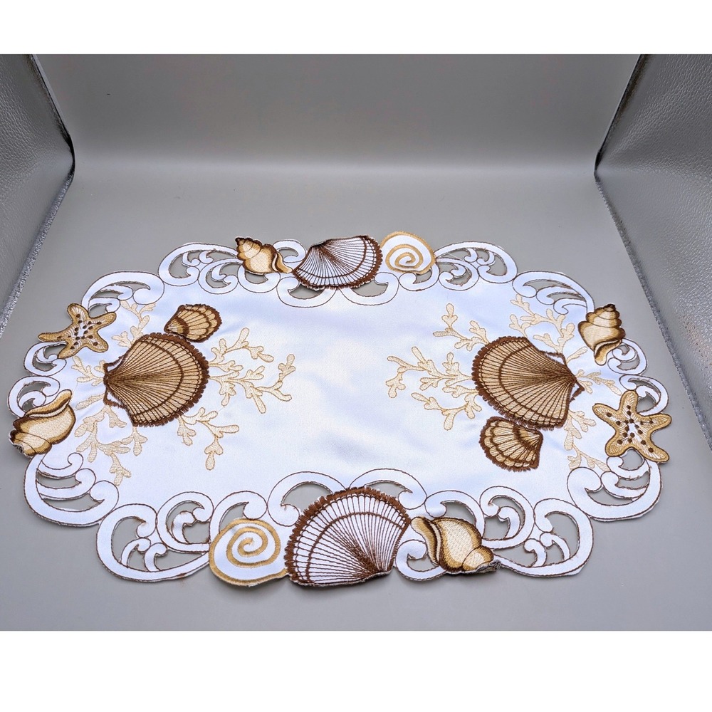 Embroidered Seashell Beach Themed White Gold Keyhole Placemats - Set of 4